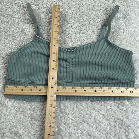Aerie Offline Recharge Ribbed Sports bra Washed Out Green - Picture 6 of 6